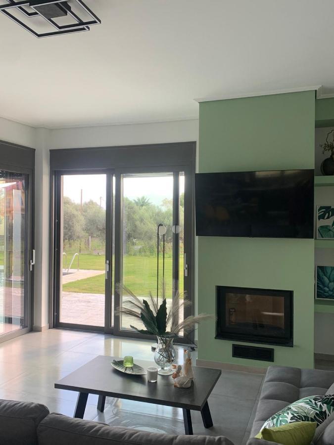 Nostos Luxury Villas With Private Pool In Nafpaktos Ngoại thất bức ảnh