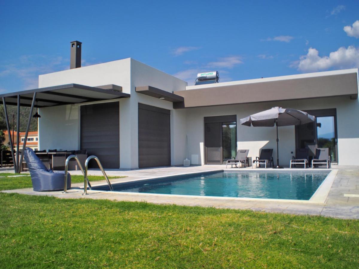 Nostos Luxury Villas With Private Pool In Nafpaktos Ngoại thất bức ảnh