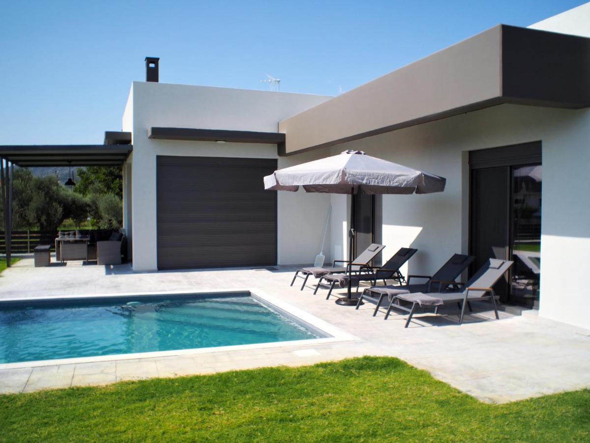Nostos Luxury Villas With Private Pool In Nafpaktos Ngoại thất bức ảnh