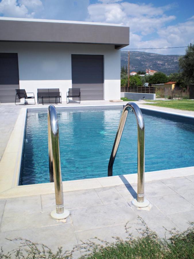 Nostos Luxury Villas With Private Pool In Nafpaktos Ngoại thất bức ảnh
