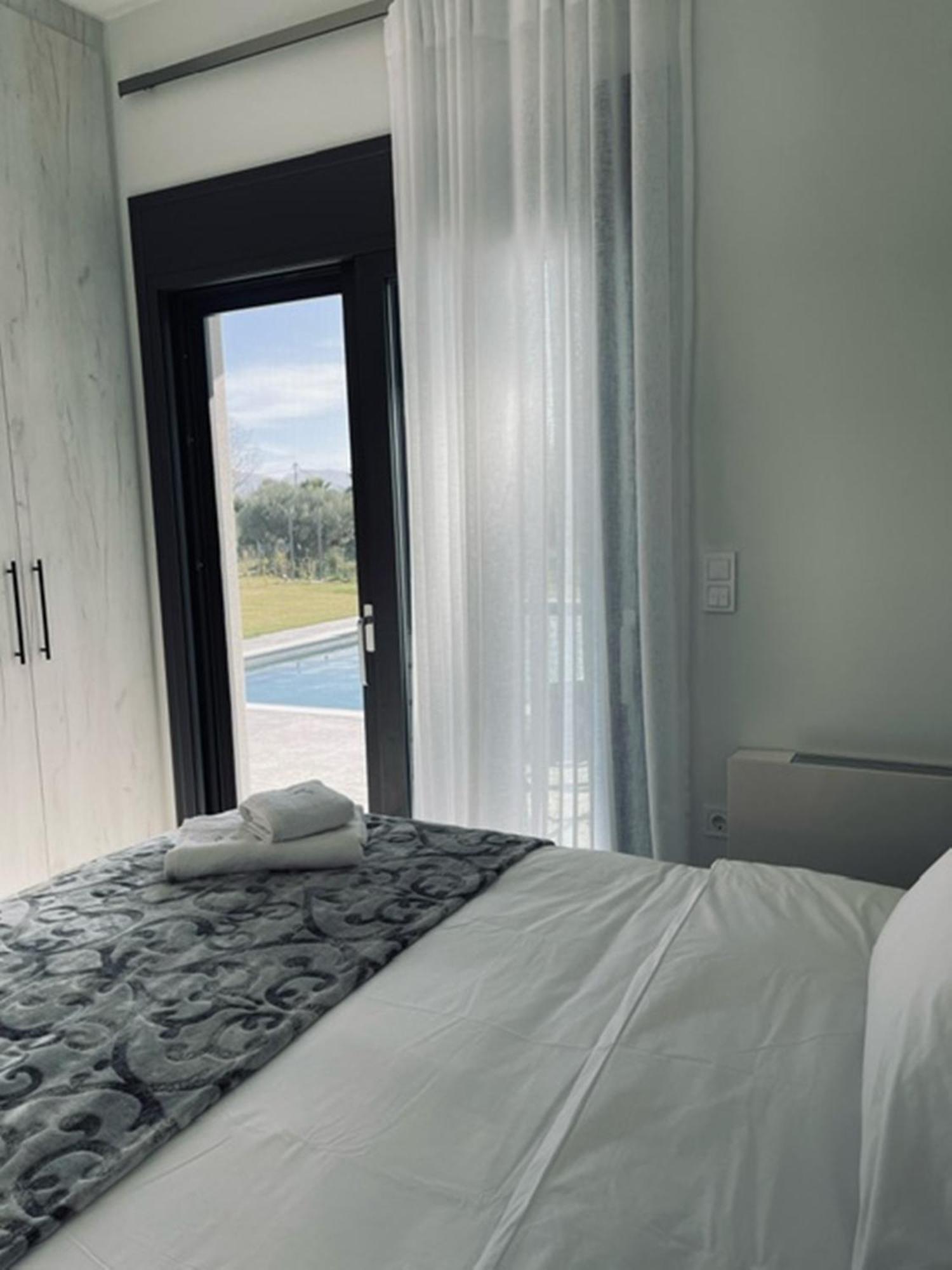 Nostos Luxury Villas With Private Pool In Nafpaktos Ngoại thất bức ảnh